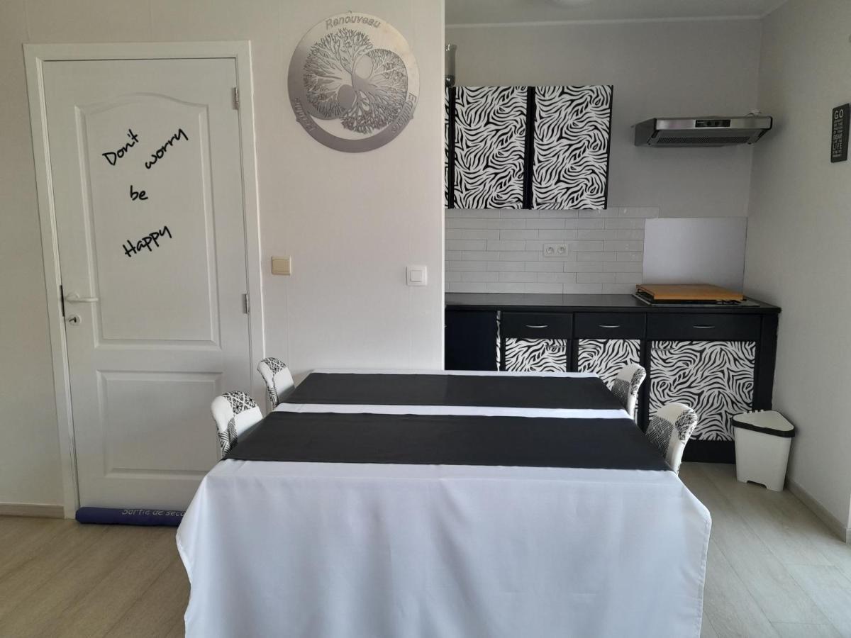 Plumes Et Zen Apartman Seraing Kültér fotó